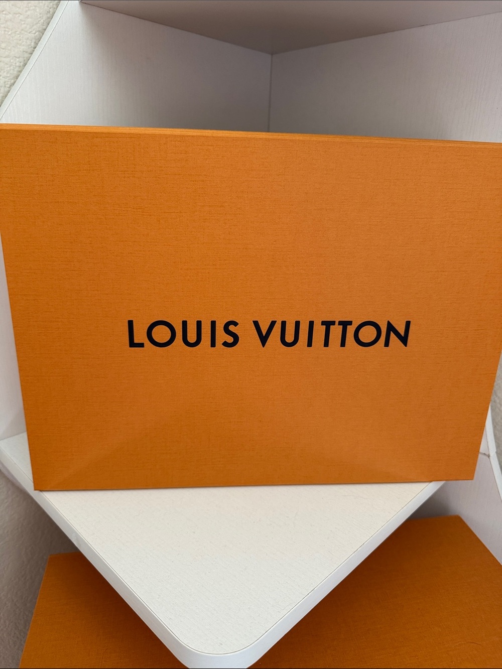 AUTHENTIC LOUIS VUITTON SPEEDY 20 dustbag, box and receipt - Picture 15 of 15